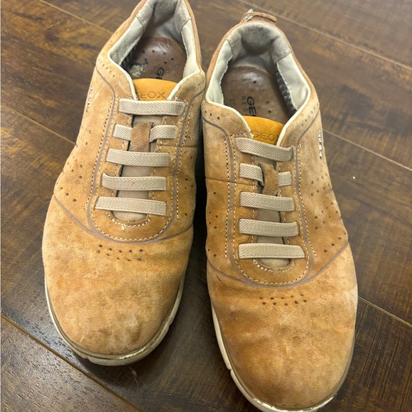 Geox shoes - Picture 1 of 3